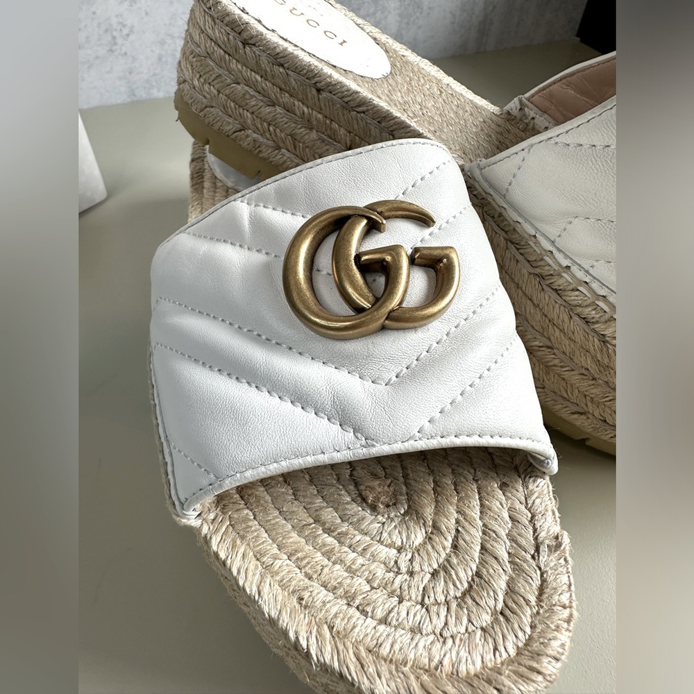 Espadrille sandals